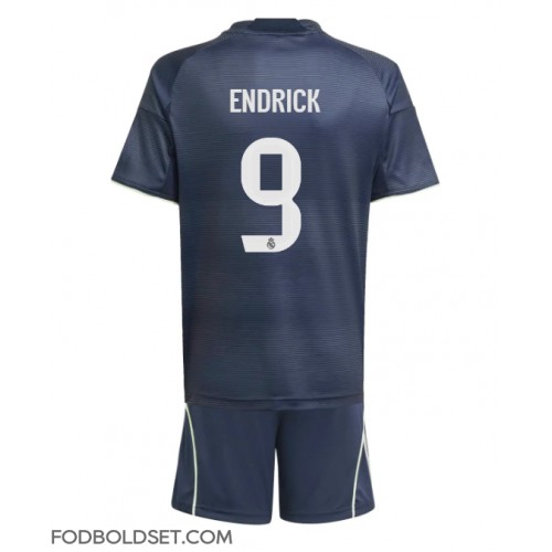 Real Madrid Endrick #9 Udebane Trøje Børn 2025-26 Kortærmet (+ Korte bukser)